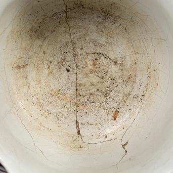 A Swedish Marieberg wine cooler, 18th Century.