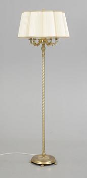 GOLVLAMPA, omkring 1900-talets mitt.