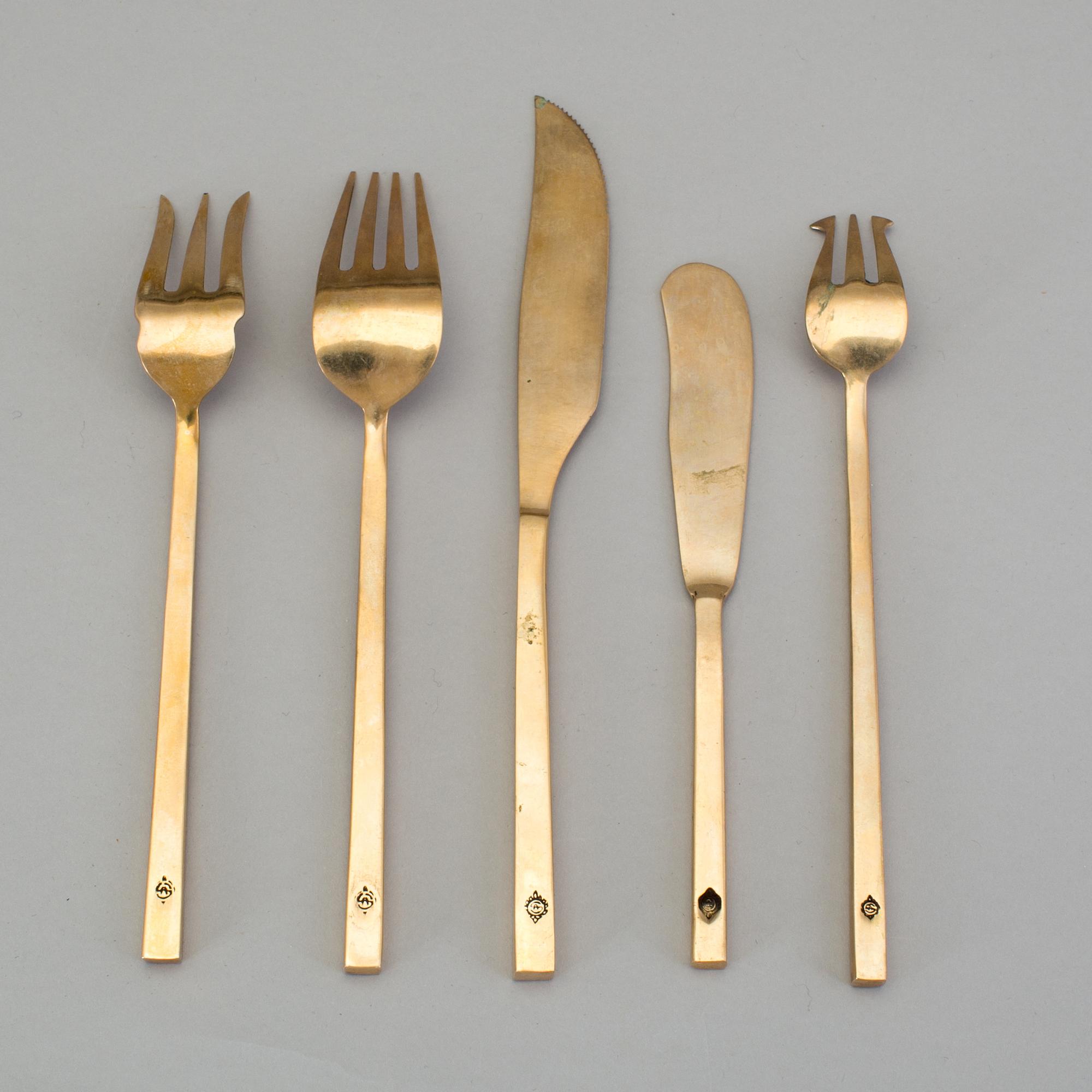 BESTICK, 67 stycken, mässing, 1900-talets andra hälft.