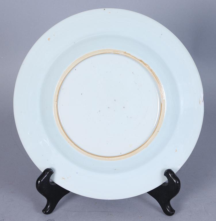 LOCKASK samt TALLRIK, porslin, Kina, 1700/1800-tal.