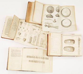 BOKPARTI OM RUNOR OCH FORNTID, 9 vol, bla "Cogitationes...ortographia linguae Svio Gothiae tam runica.." av Eric Julius Björner, Stockholm 1742.