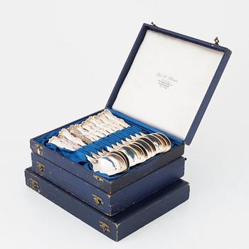 A 36-piece sterling silver flat wear set, model "Prins Albert", C.G.Hallberg, Stockholm, Sweden, 1960.