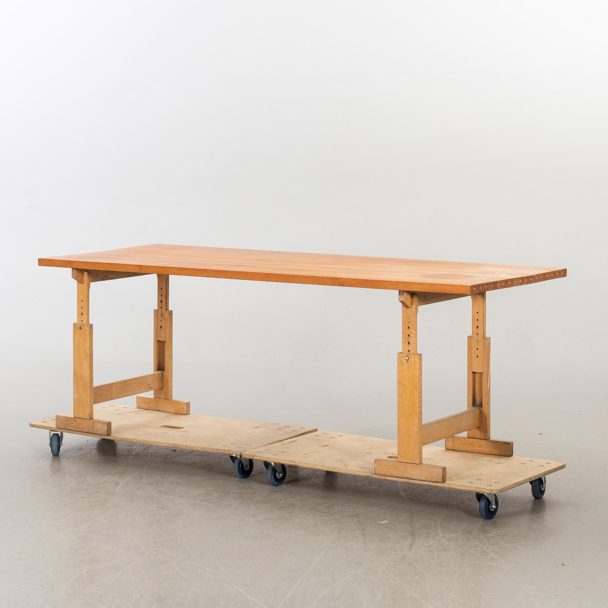 OLOF PIRA, working desk.