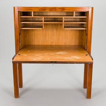 Margaret T. Nordman, kaappi, / Hanne Autere reliefi, Oy Stockmann Ab, Keravan Puusepäntehdas, 1930-luku.