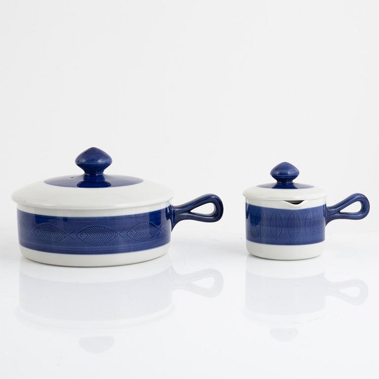 Hertha Bengtson, a 31-piece "Koka blå" dinner service, Rörstrand, Sweden.