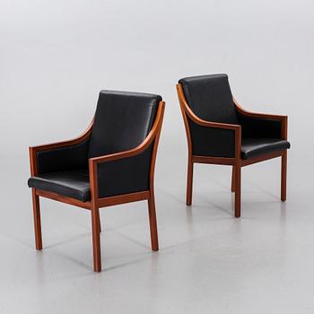 KARMSTOLAR, ett par, formgivna av Karl-Erik Ekselius, JOC Möbler, Vetlanda, 1980-tal.