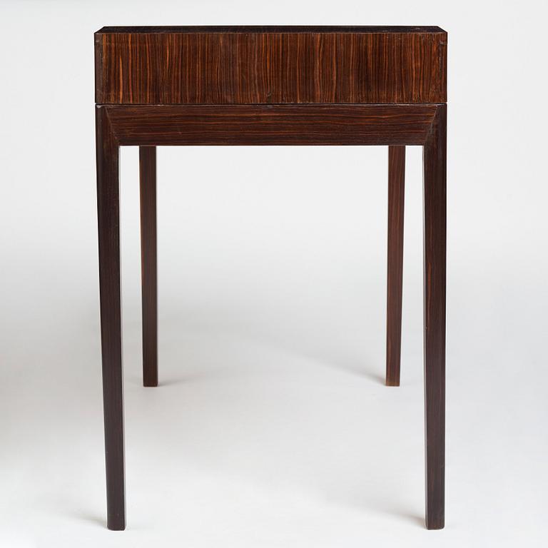 Margareta Köhler, a modernist desk for Futurum, Stockholm 1938.