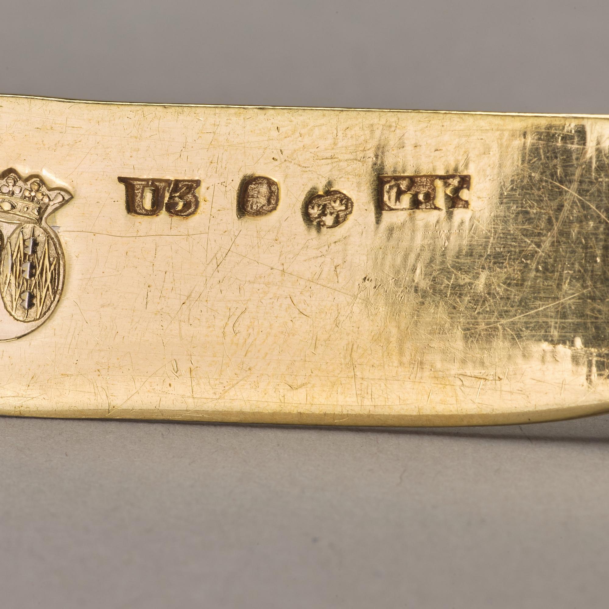 Pehr Zethelius och Gustaf Folcker, dessertbestick, 24 delar snarlika, (12+12), förgyllt silver, Stockholm 1806 och 1826.