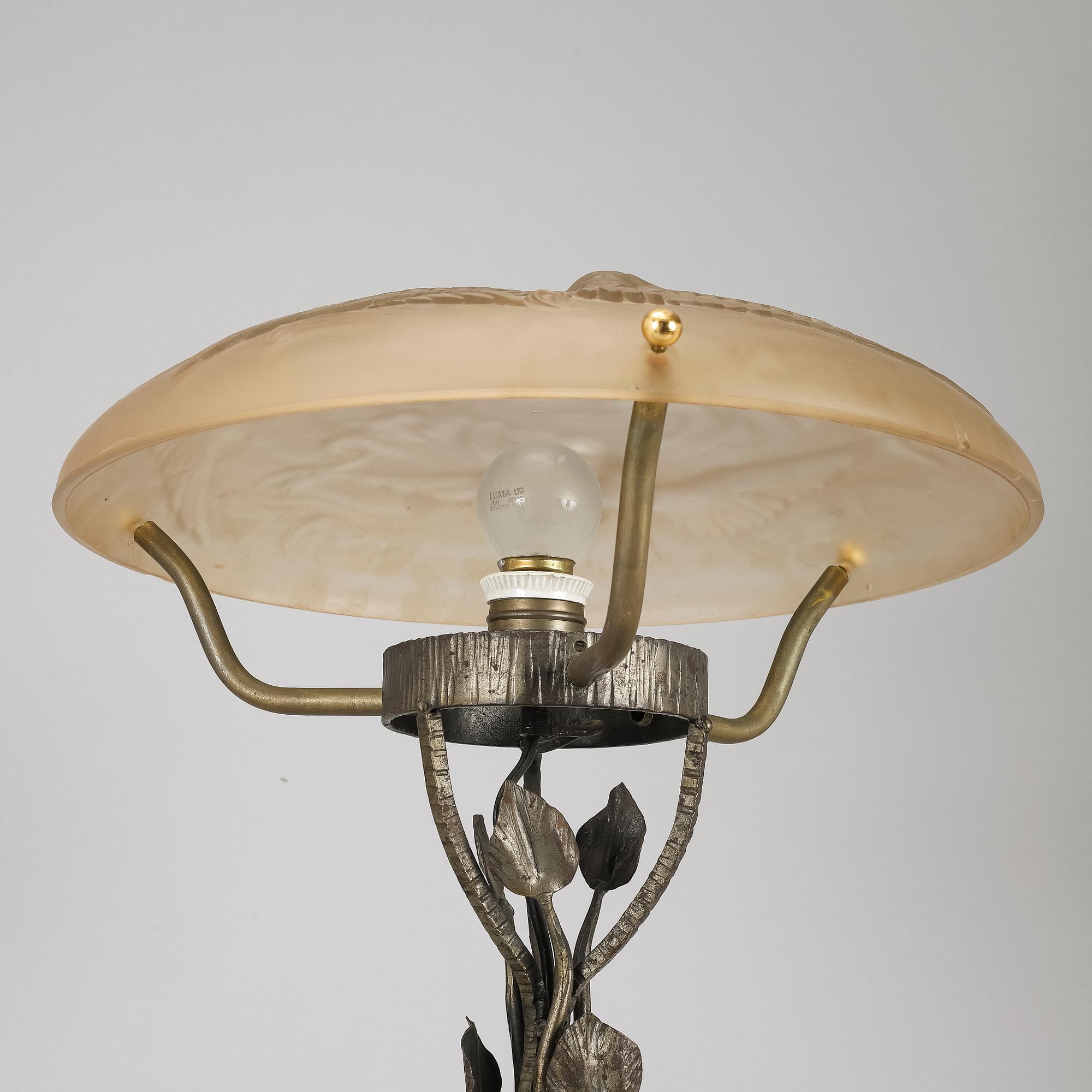 A table lamp, second half of the 20th century.