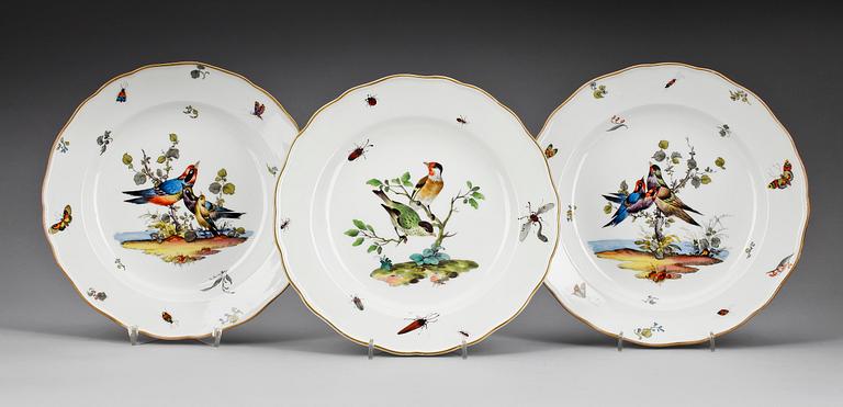 TALLRIKAR, tre stycken, porslin. Meissen, 1800-tal.