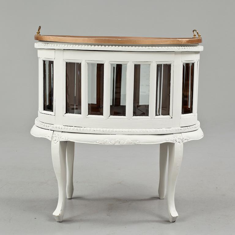 BARSKÅP, rokokostil, 1900-tal.