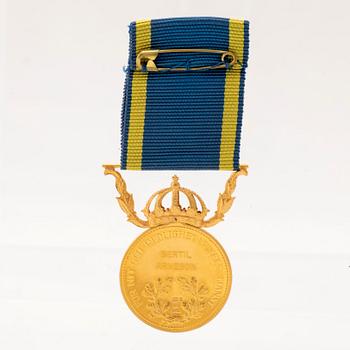 Medal "For Diligence and Integrity in the Service of the Realm" 18K gold.