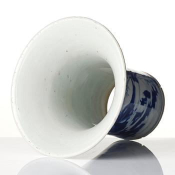 A blue and white porcelain fragment, Qing dynasty, Kangxi (1662-1722).