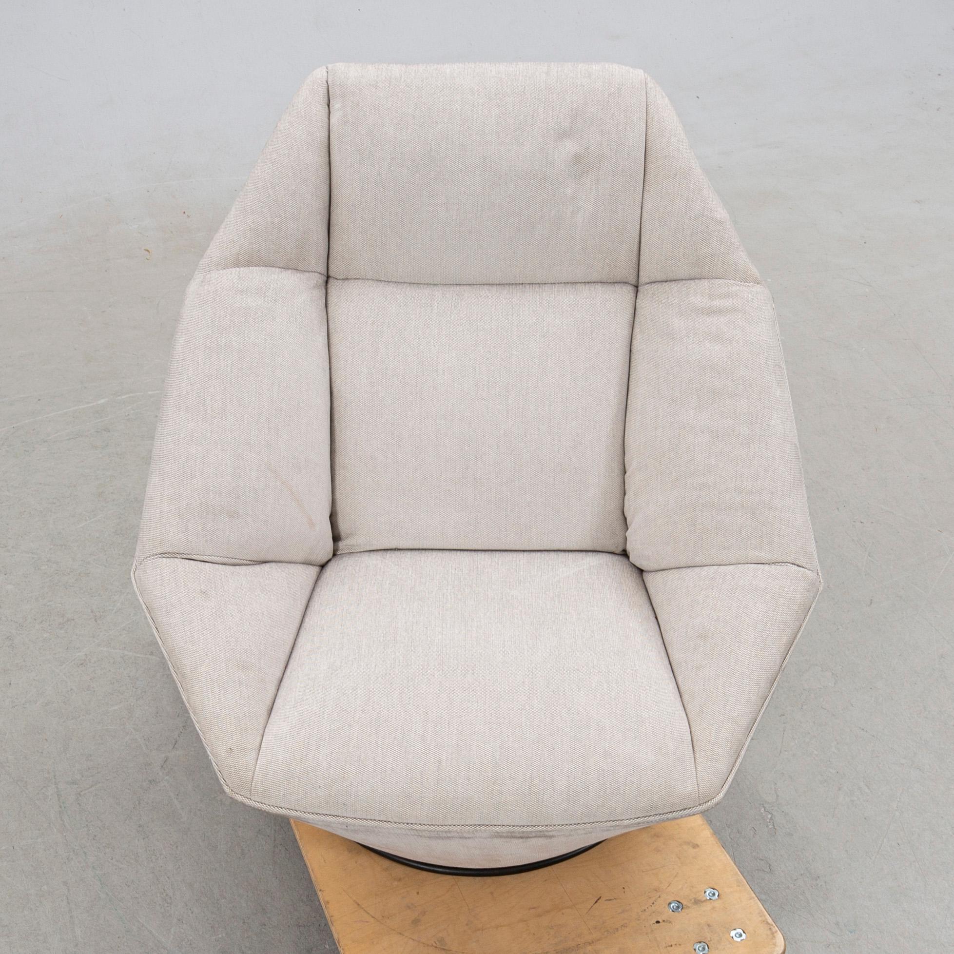 Toan Nguyen armchair "Sail" Wendelbo contemporary.
