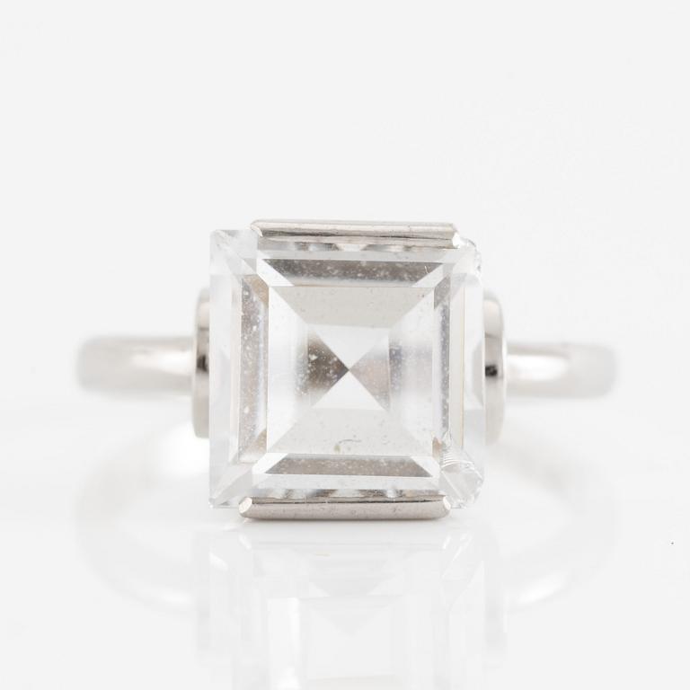 Ring, 18K white gold with synthetic white stone.