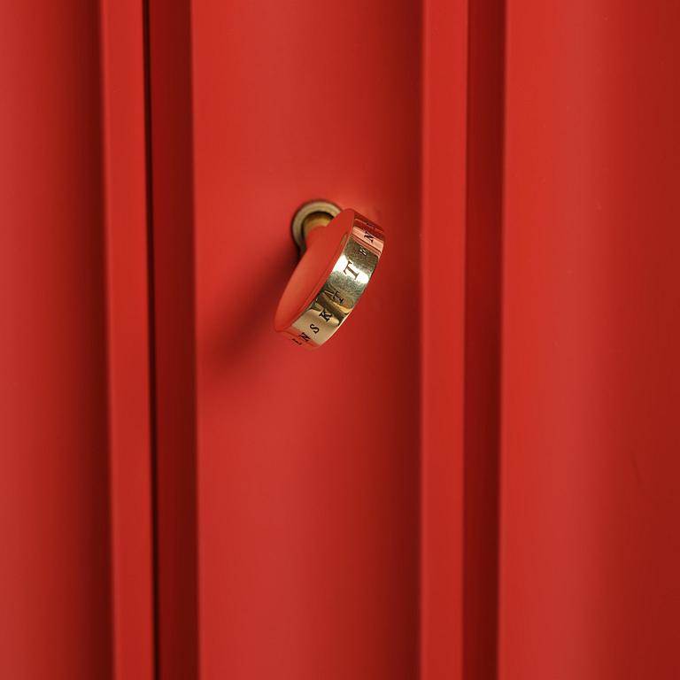 Josef Frank, a cabinet model 2192, Firma Svenskt Tenn, post 1985.