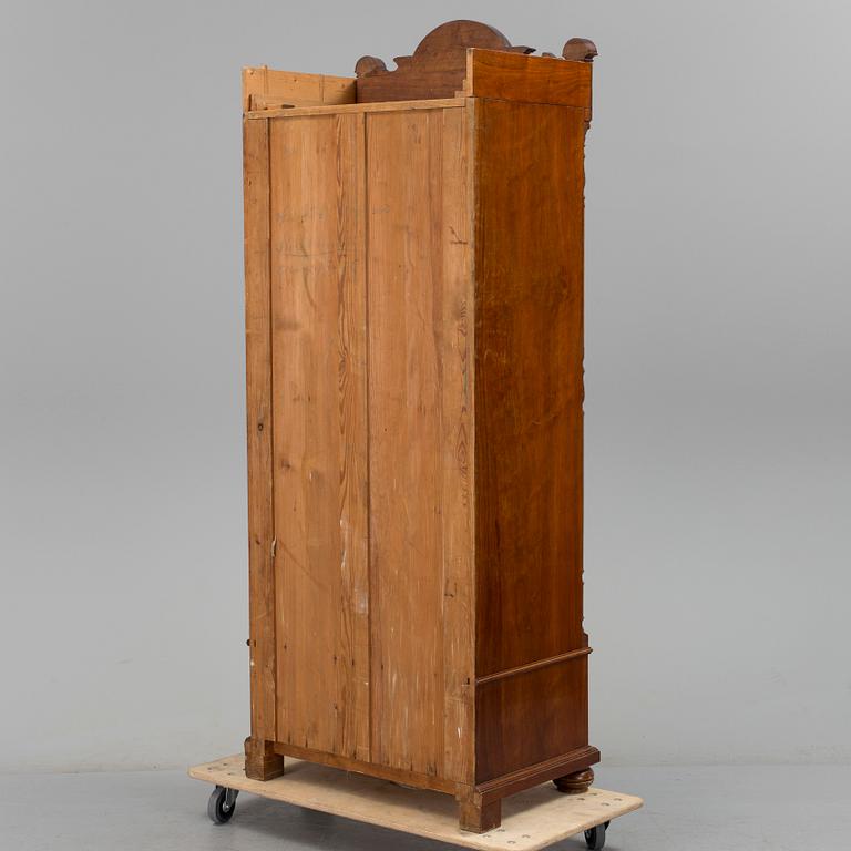 VITRINSKÅP, nyrenässans, sent 1800-tal.