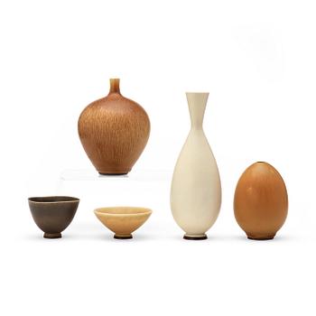 300. Berndt Friberg, a set of five vases and bowls, Gustavsberg Studio 1944-78.