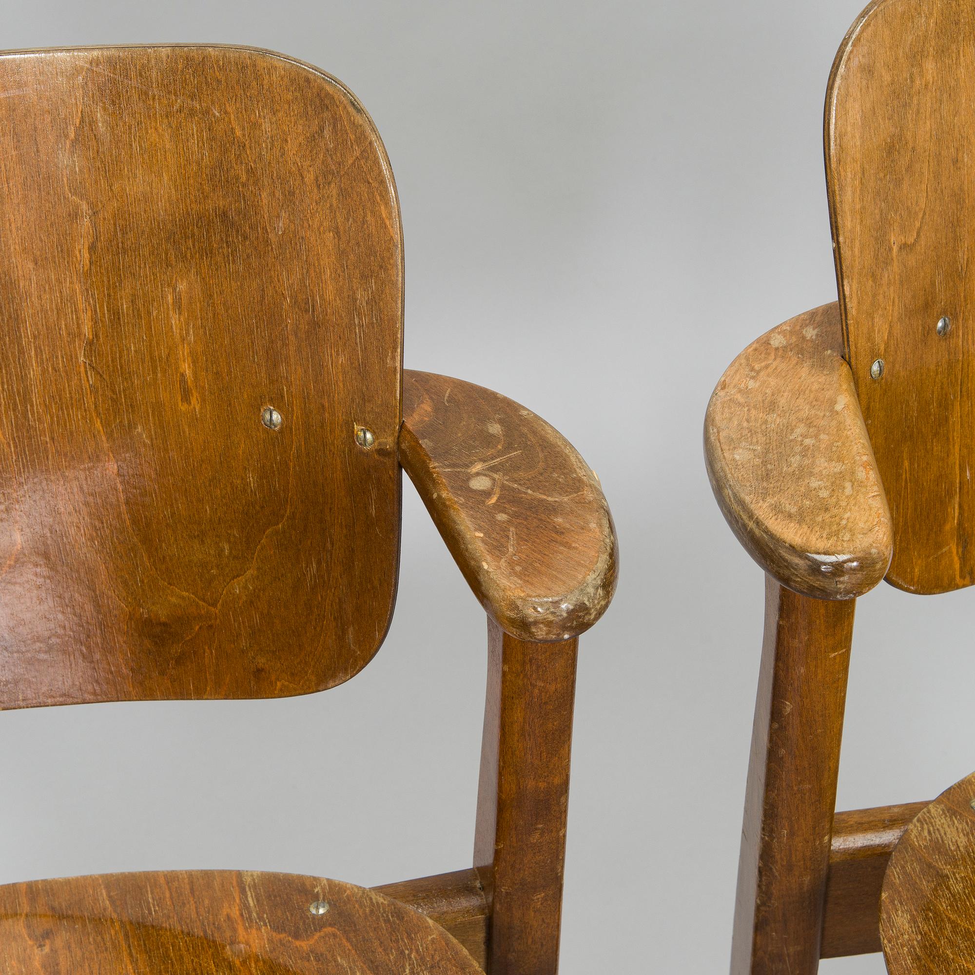 Ilmari Tapiovaara, tuoleja 4 kpl, "Domus", Keravan Puuteollisuus, 1900-luvun puoliväli.