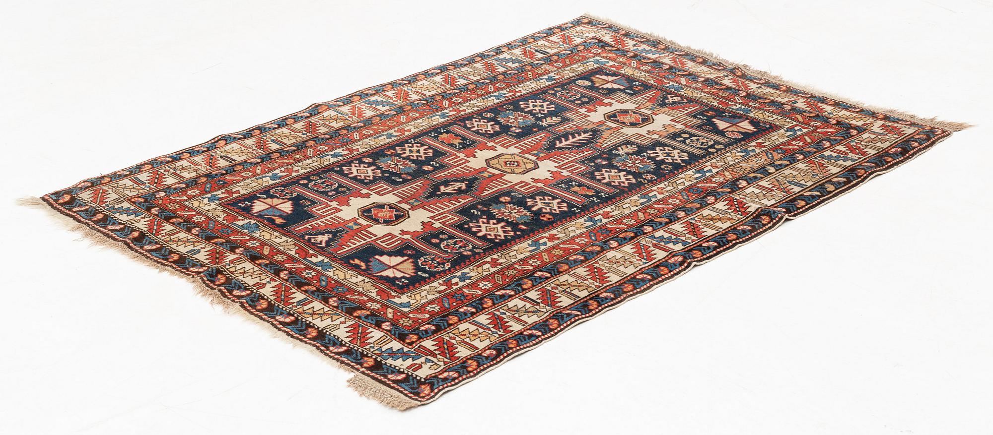 Matta, antik Shirvan, ca 143 x 113 cm.