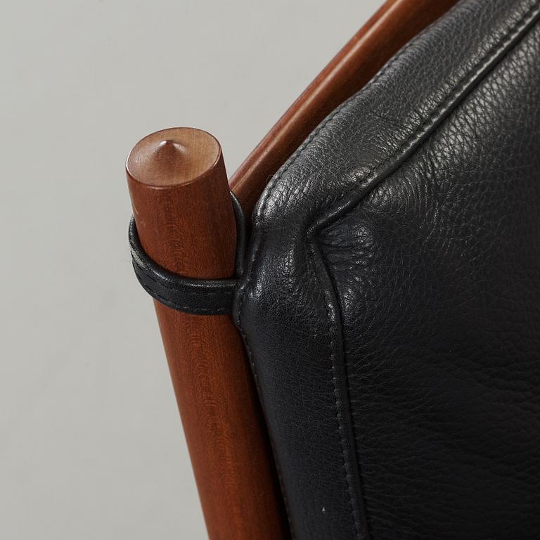 Ole Wanscher, karmstolar, ett par, "Colonial Chair, PJ 149", Poul Jeppesen, Danmark.