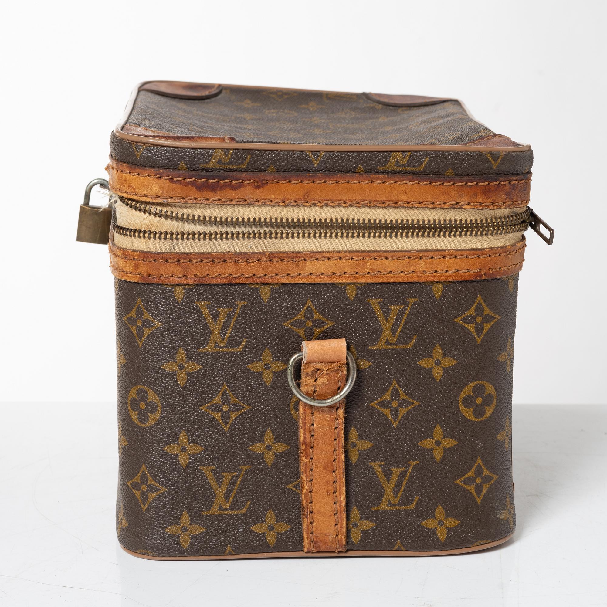 Louis Vuitton, Beauty box/ Vanity case, vintage.