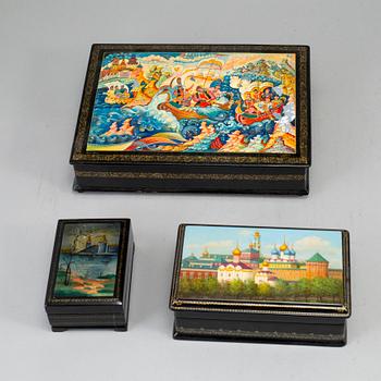 A set of 6 Russian boxes.