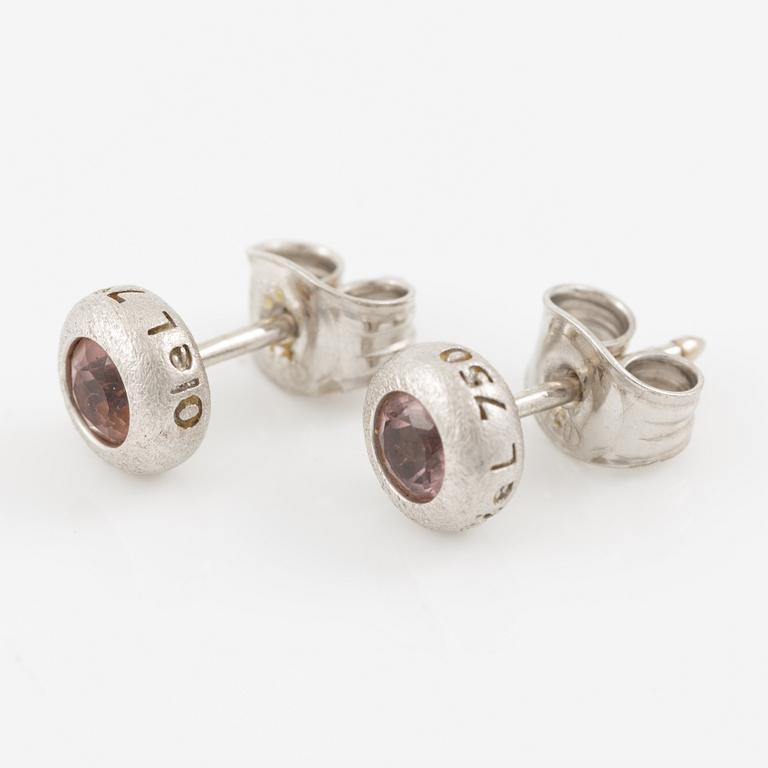 Ole Lynggaard a pair of "Bubbles" earrings in 18K white gold with tourmalines.