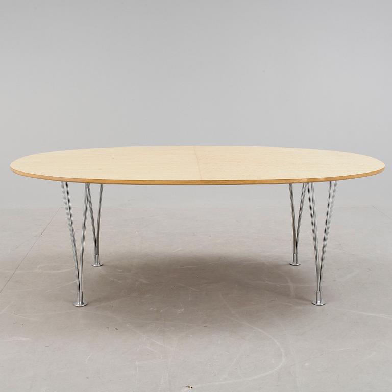 SOFFBORD, "Superellips" Design Bruno Mathsson och Piet Hein för Fritz Hansen.