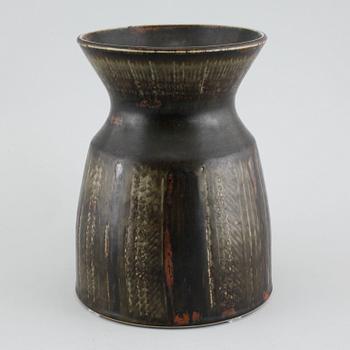 Unique stoneware vase by CARL-HARRY STÅLHANE, Rörstrand, signed, 1960s.