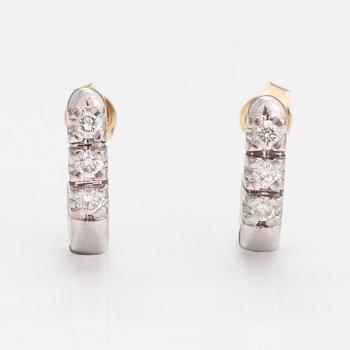 ÖRHÄNGEN, 14K vitguld, diamanter ca 0.42 ct tot. Silván.