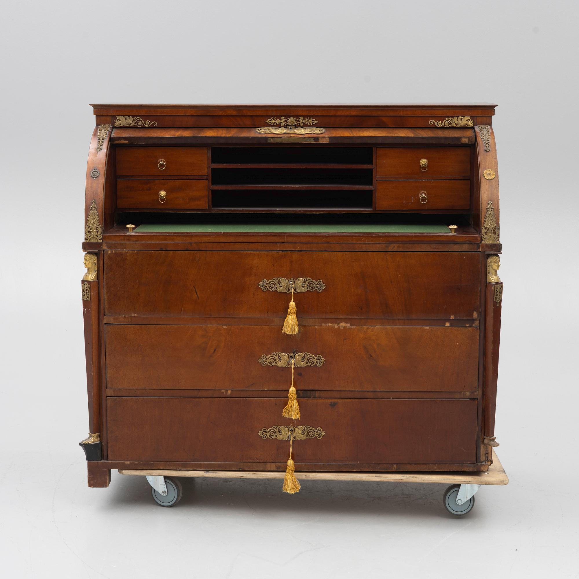 Rullklaffssekretär, Empire, 1800-talets första hälft.