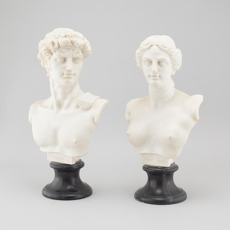 BYSTER, 2 st, konstmassa, 1900-tal.