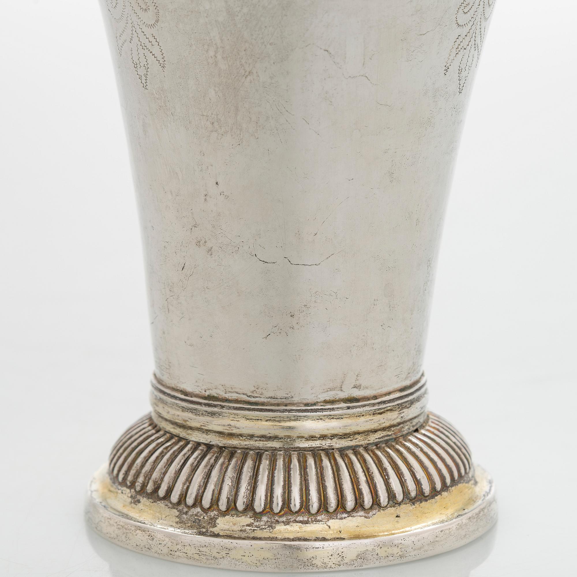 A parcel-gilt silver cup, maker's mark of Olof Hellbom, Stockholm 1797.