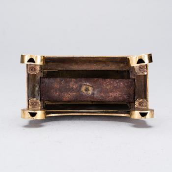 URSTÄLL, brännförgylld brons, Frankrike 1800-talets början.