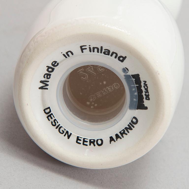 Eero Aarnio, erä kodintuotteita, 13 kpl, eri valmistajia.