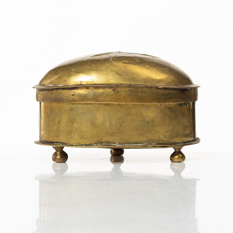 Skrin med lock, av Heinrich H. Werner (mässingslagare i Jönköping, f. 1703-d-1790), Senbarock.