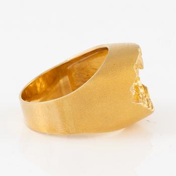 A Björn Weckström,  "Devil's Wheel"  ring 18K gold, Lapponia 1978.