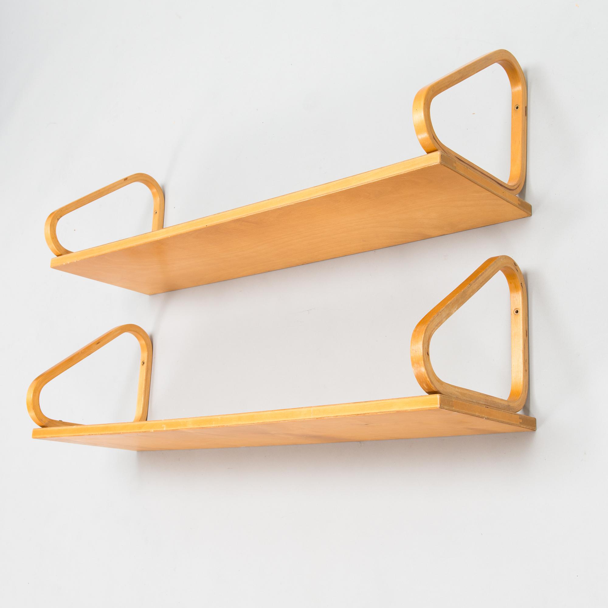 Alvar Aalto, hyllor, 2 st, 112B, Artek 1900-talets mitt.