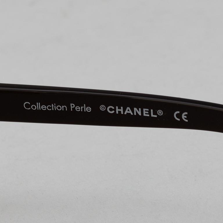 CHANEL, solglasögon.