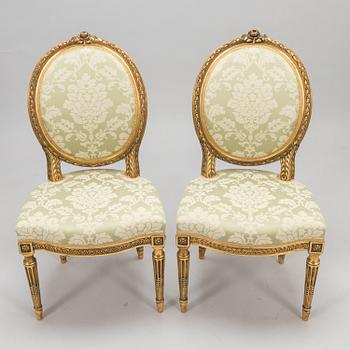 STOLAR, ett par, gustaviansk stil, 1900-talets början.