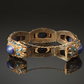 A gilt silver and enamelled Chinese bracelet, early 20th Century.