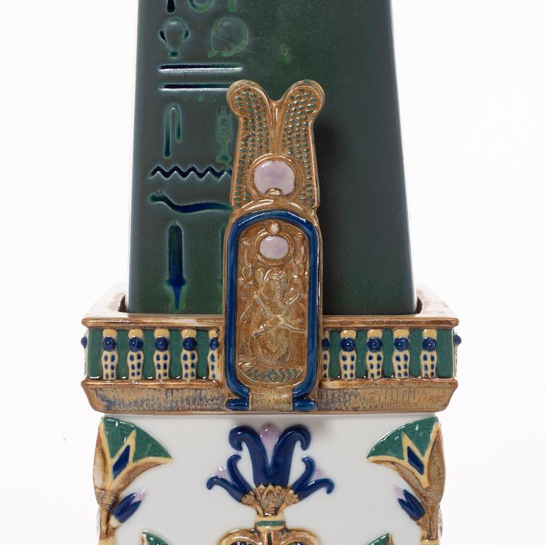 Lladró, figurine, "Thotmes I obelisk (green)", Spain.