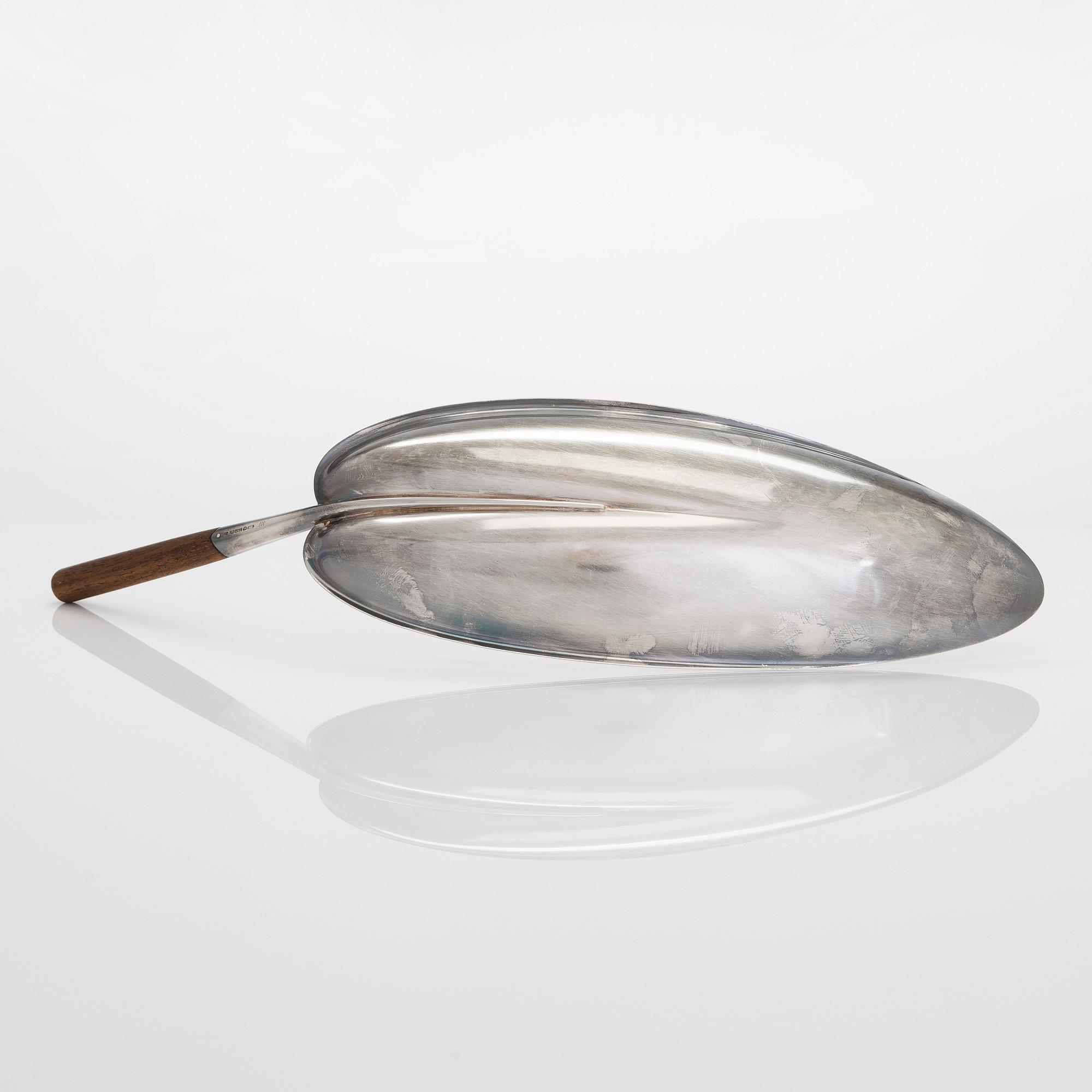 Tapio Wirkkala, skål, TW 85, silver, Kultakeskus, Tavastehus 1959. Modellen formgiven 1955.