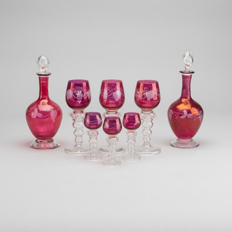 GLASSERVIS, 14 dlr, Trelleborgs glasbruk. 1900-talets första hälft/mitt.