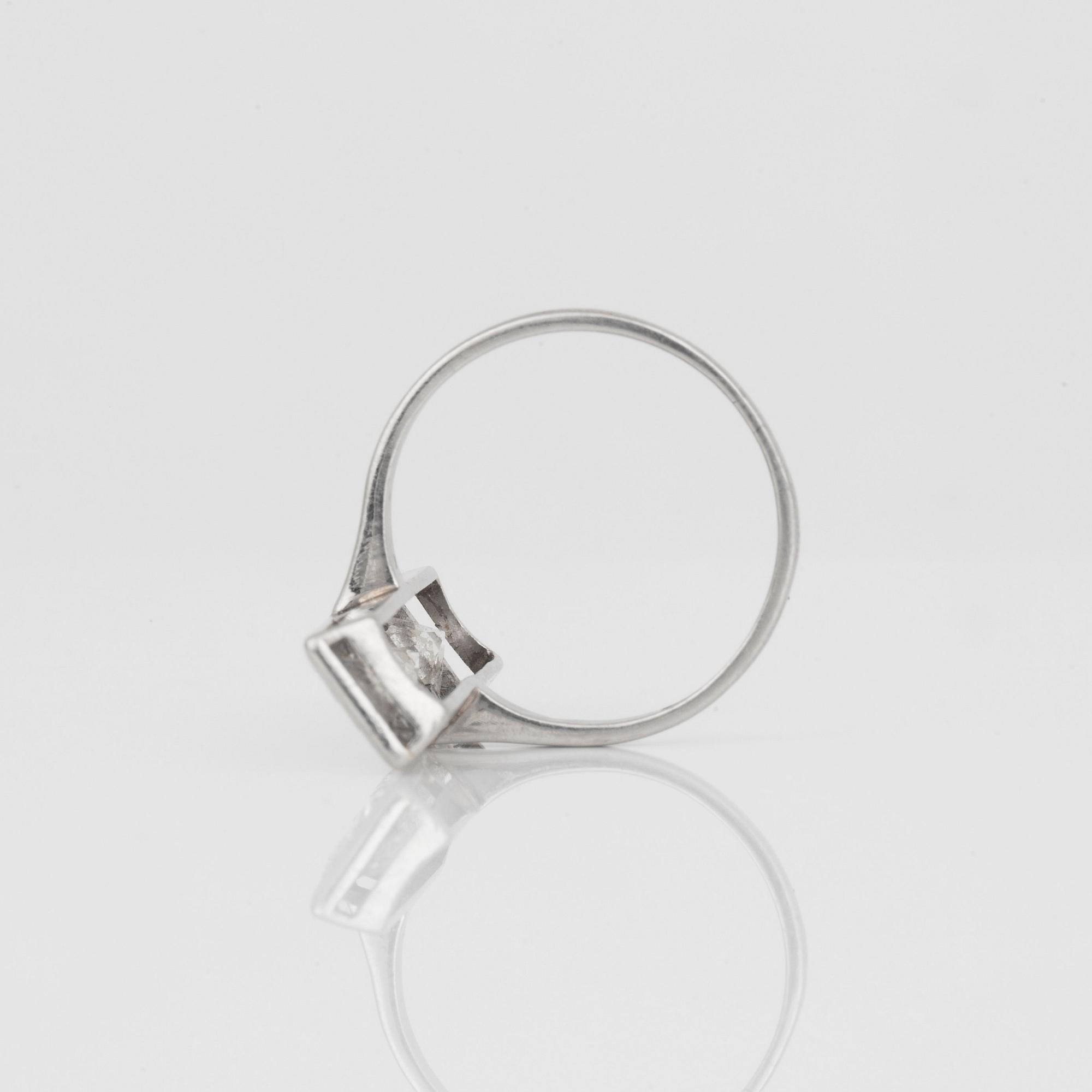A circa 1.30 ct old-cut diamond ring.