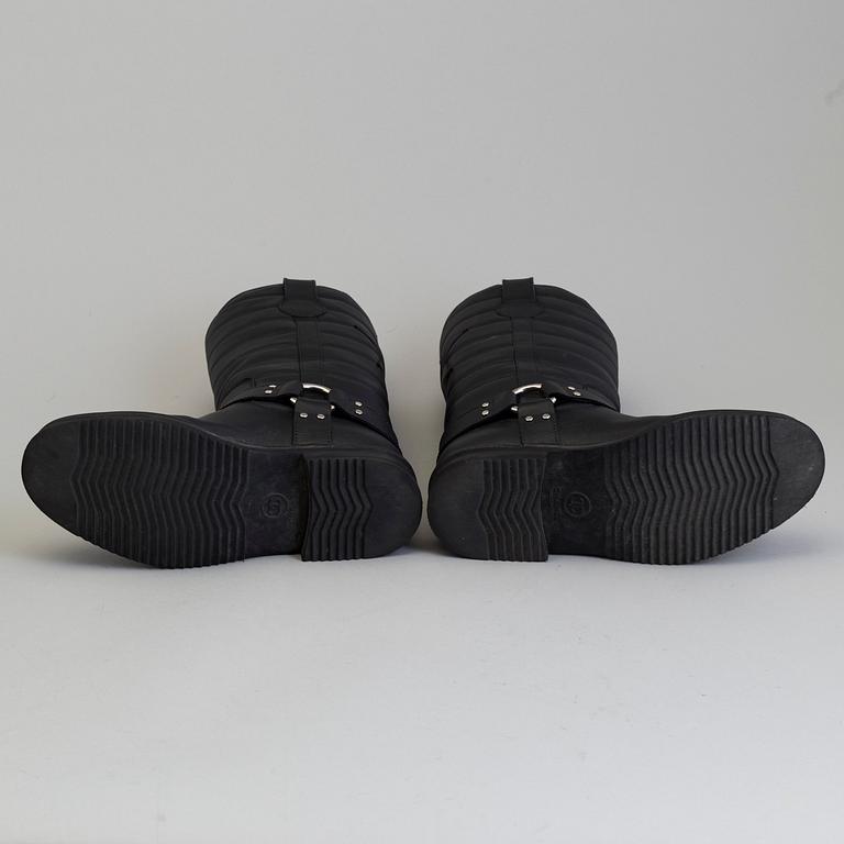 STÖVLAR, Chanel, storlek 36,5.