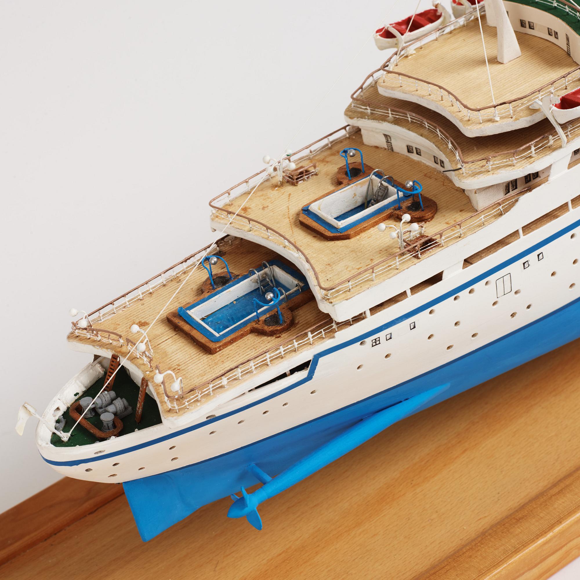 Ship model, T.S.S. Vasco da Gama, built by Gunnar Roempke in 1989.