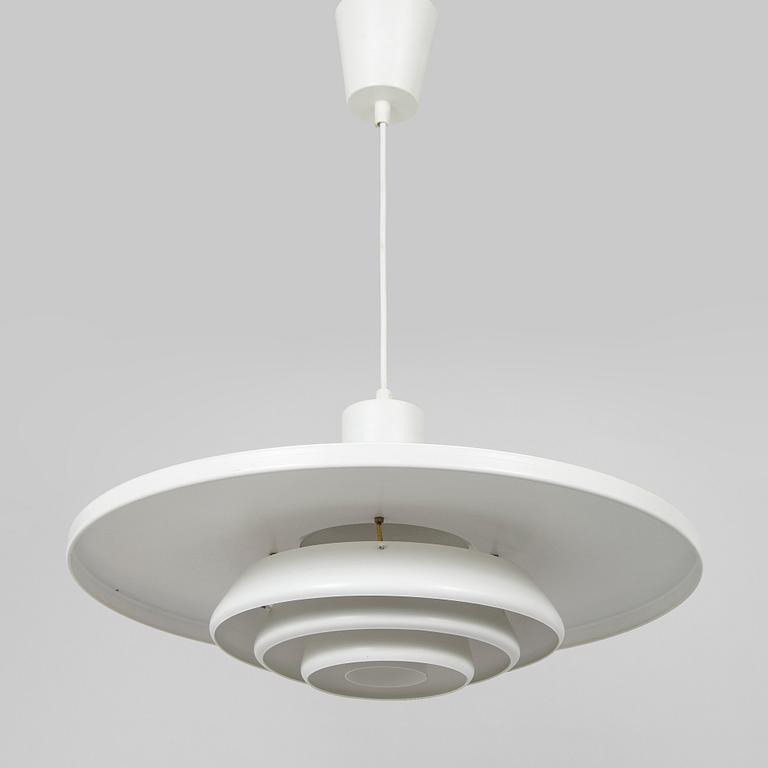 Alvar Aalto, kattovalaisin, malli A 337, "Lentävä lautanen", Valaisinpaja Oy.