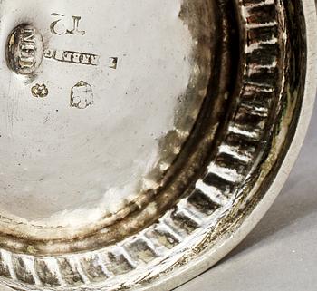 BÄGARE, 2 st, silver, bl a Tornberg, Linköping, 1801. Tot. v. 150 g.